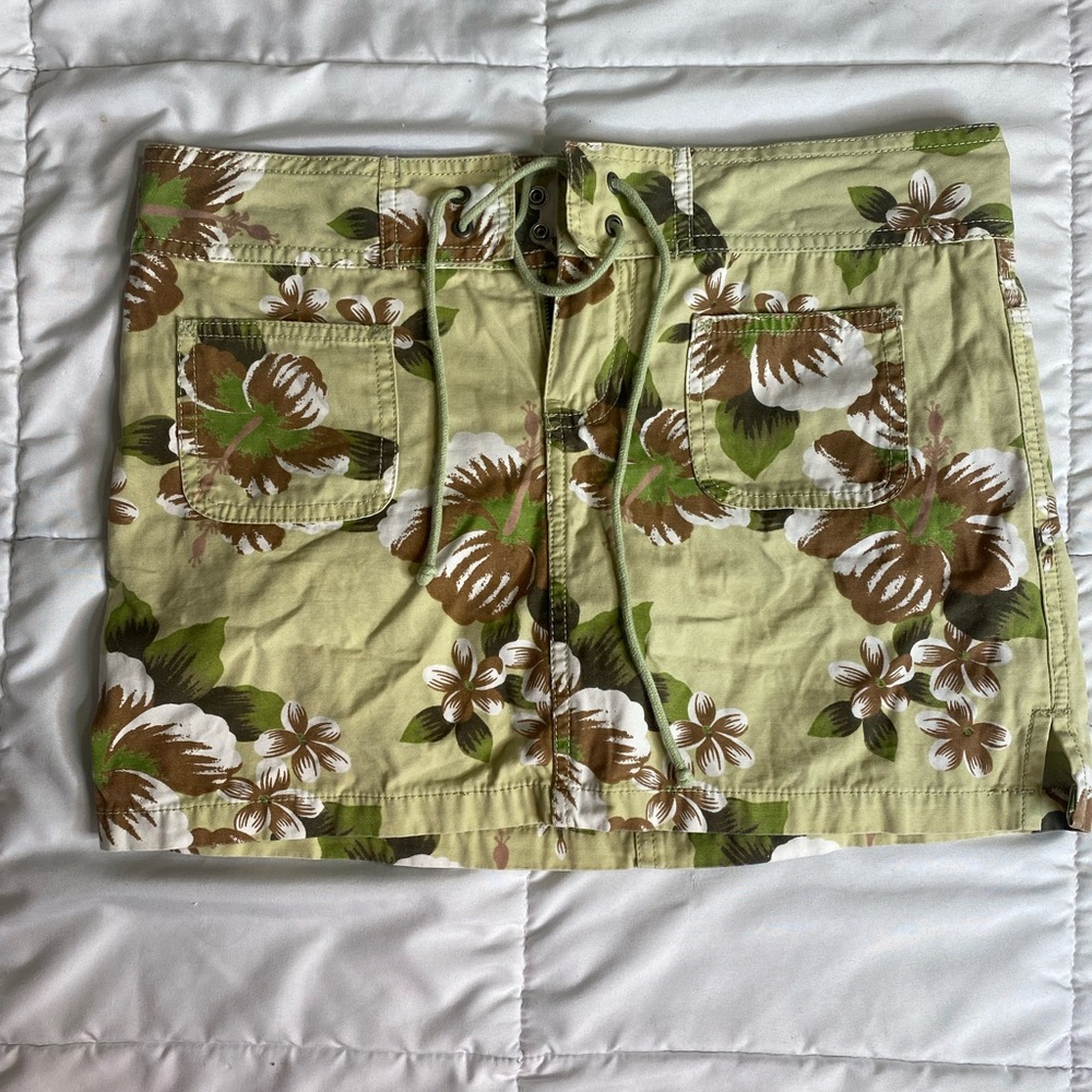 old navy cargo skort